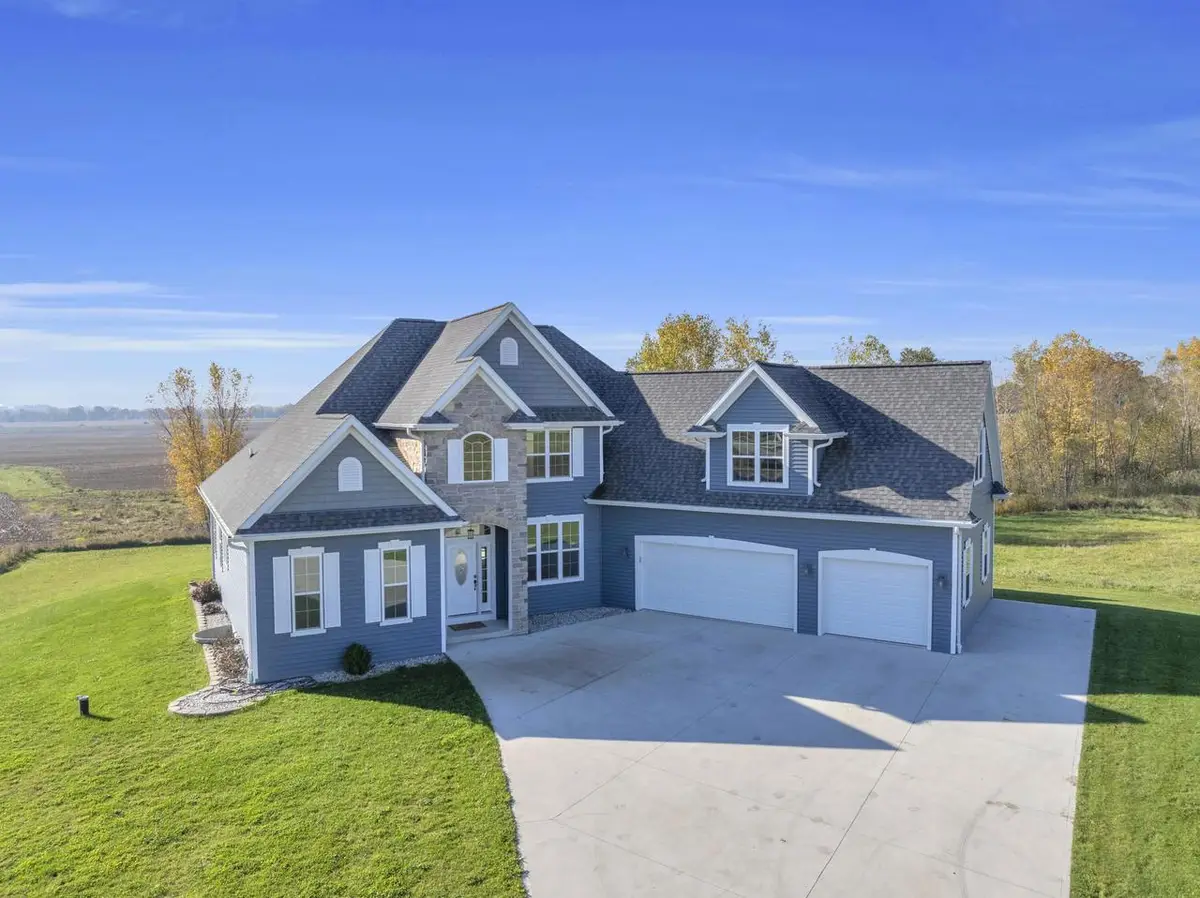 W2411 S Kapur DRIVE, Sheboygan Falls, WI 53085 - #1