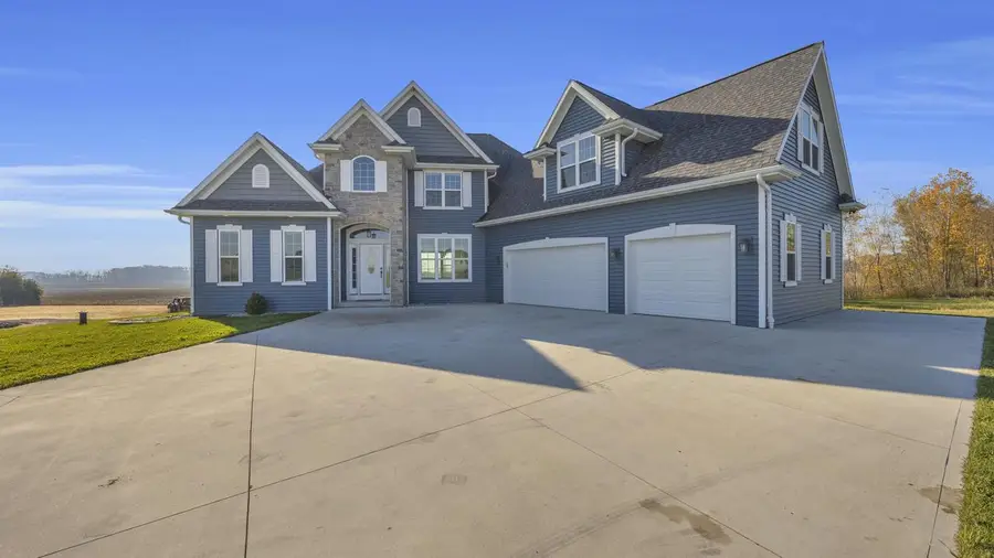 W2411 S Kapur DRIVE, Sheboygan Falls, WI 53085 - #3