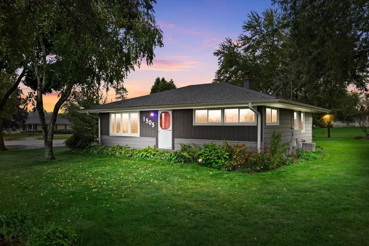 1505 State Highway 175, Hubertus, WI 53033 - #1