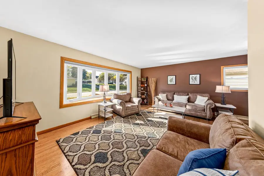 1900 Wealthy STREET, Waukesha, WI 53188 - #2