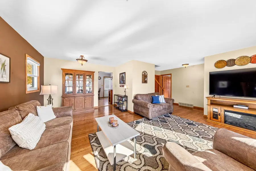 1900 Wealthy STREET, Waukesha, WI 53188 - #3