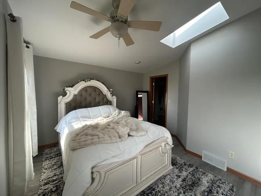 715 E Linden AVENUE, Manitowoc, WI 54220 - #3