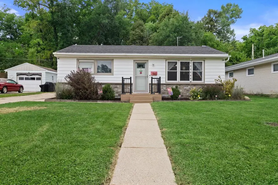 942 Carey STREET, Lake Geneva, WI 53147 - #3