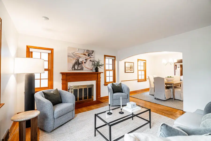 4465 N Woodburn STREET, Shorewood, WI 53211 - #2
