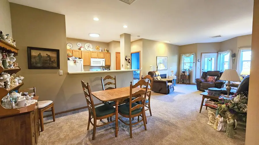 3903 Heather Valley ROAD #110, Sheboygan, WI 53083 - #2