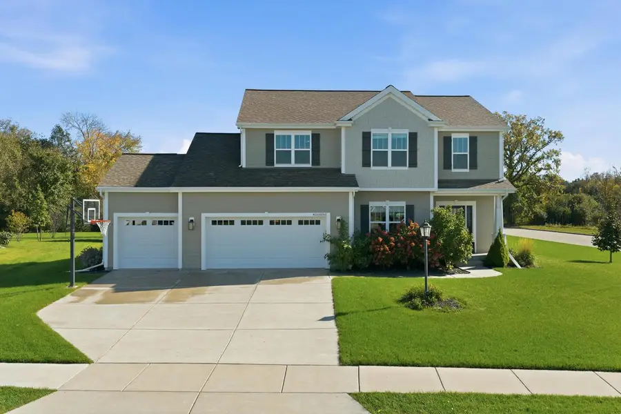 W136N6242 Hummingbird WAY, Menomonee Falls, WI 53051 - #3