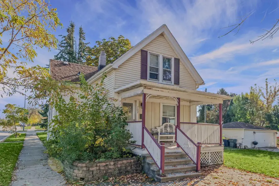 702 S 96th STREET, Milwaukee, WI 53214 - #2