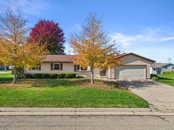 412 Terry LANE, Watertown, WI 53094