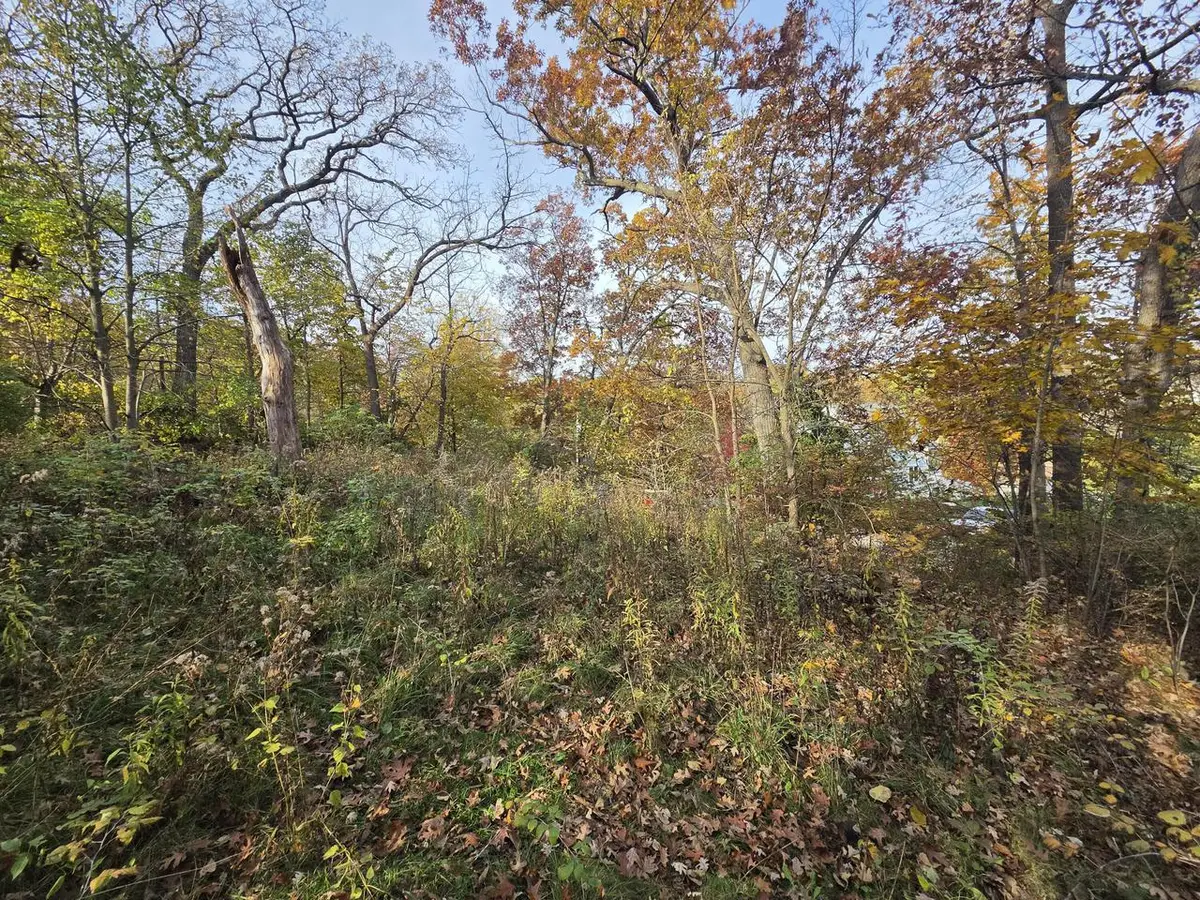 30335 BEACHVIEW LANE, Waterford, WI 53185 - #1