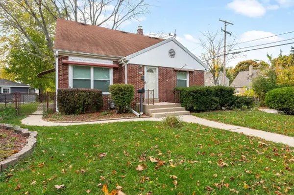 3055 N 81st STREET, Milwaukee, WI 53222