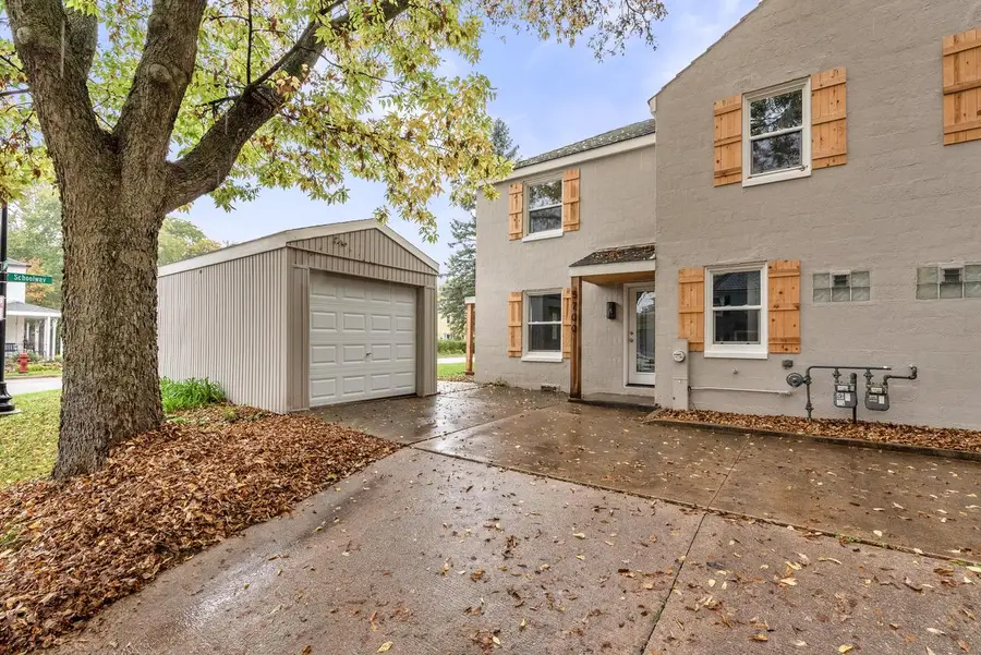 5700 Clover LANE #5702, Greendale, WI 53129 - #2