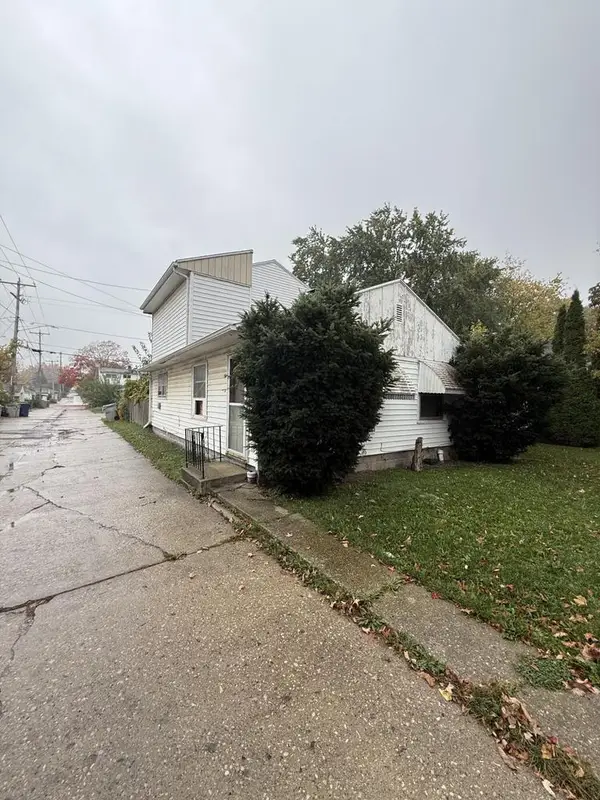 6184 N 39th STREET, Milwaukee, WI 53209