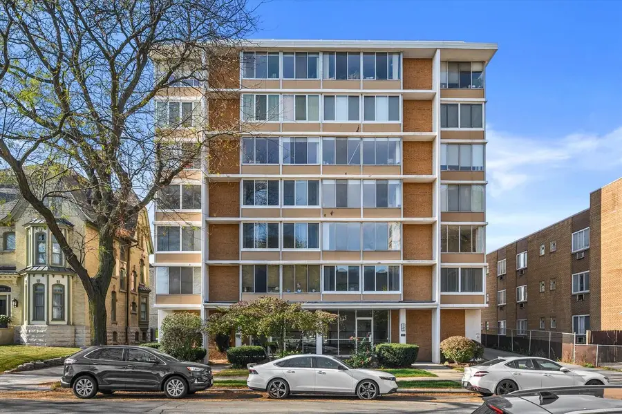 1409 N Prospect AVENUE #506, Milwaukee, WI 53202 - #2