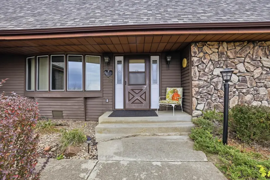 N4653 Crestwood LANE, Onalaska, WI 54650 - #3