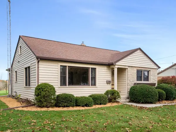 3104 Lindbergh DRIVE, Manitowoc, WI 54220