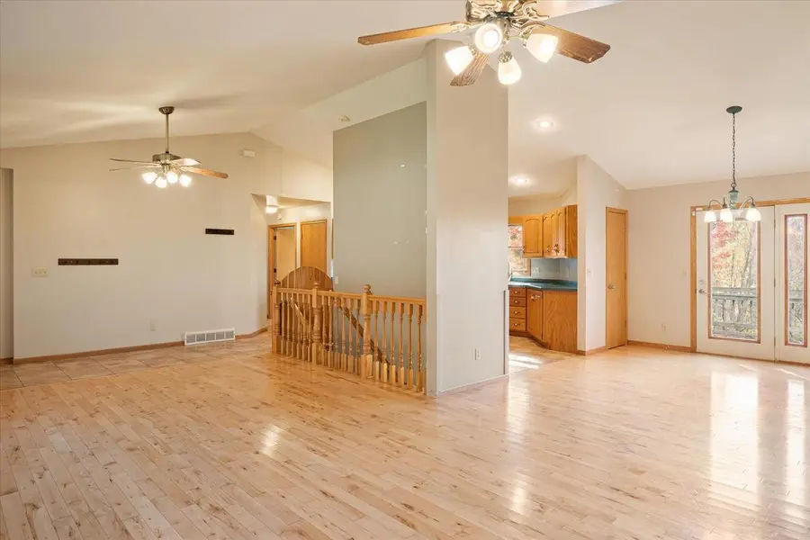543 W Maple STREET, Viroqua, WI 54665 - #3