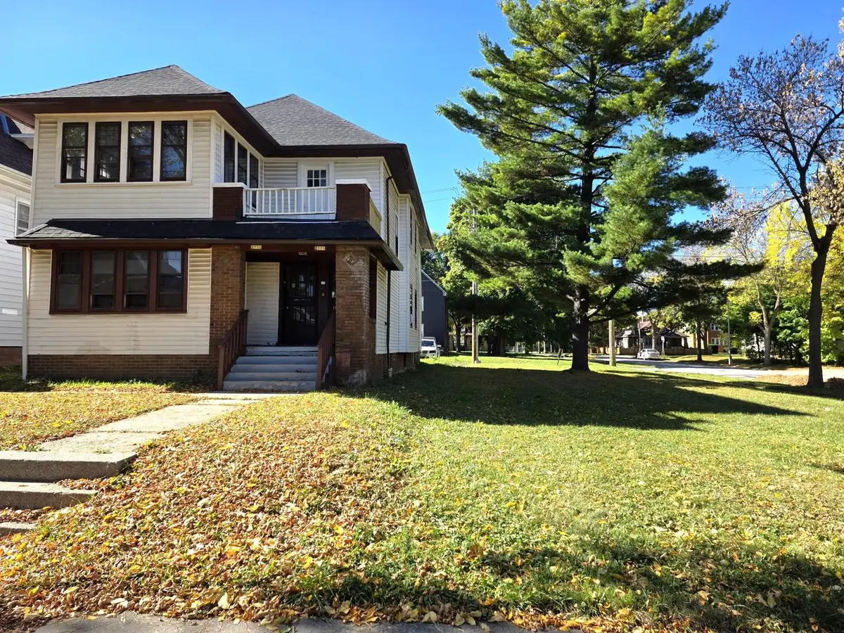 2773 N 44th STREET, Milwaukee, WI 53210 - #1