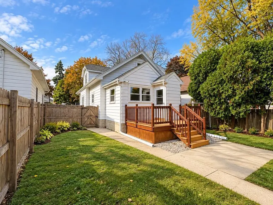 3658 S Logan AVENUE, Milwaukee, WI 53207 - #2