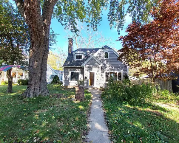 622 Hawthorne AVENUE, South Milwaukee, WI 53172