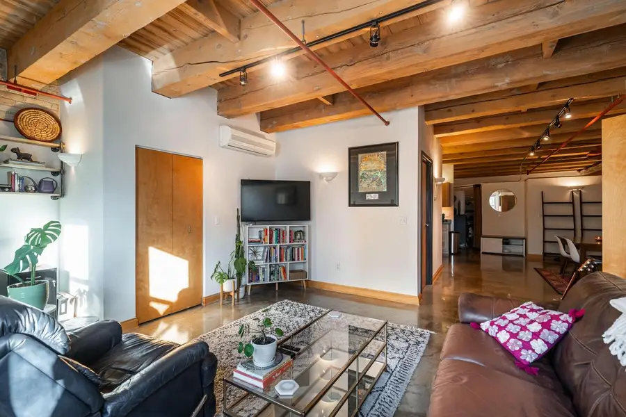 904 E Pearson STREET #102, Milwaukee, WI 53202 - #3