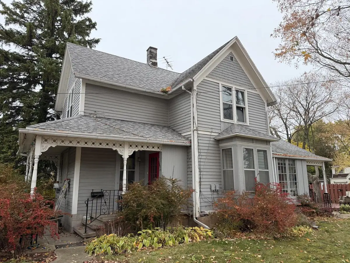1441 W Prospect AVENUE, Appleton, WI 54914 - #1