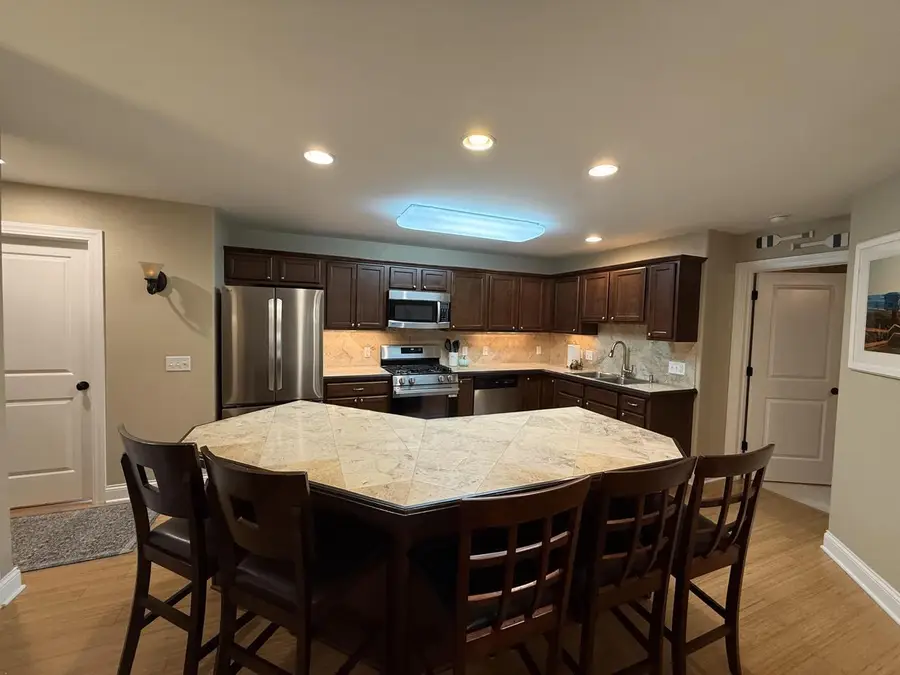 833 Hudson TRAIL, Lake Geneva, WI 53147 - #2