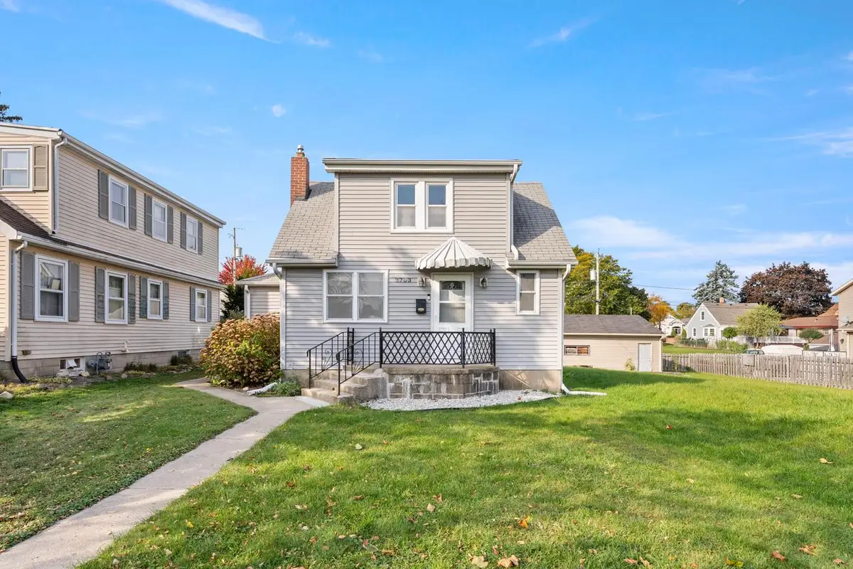 3703 S 33rd STREET, Greenfield, WI 53221 - #1
