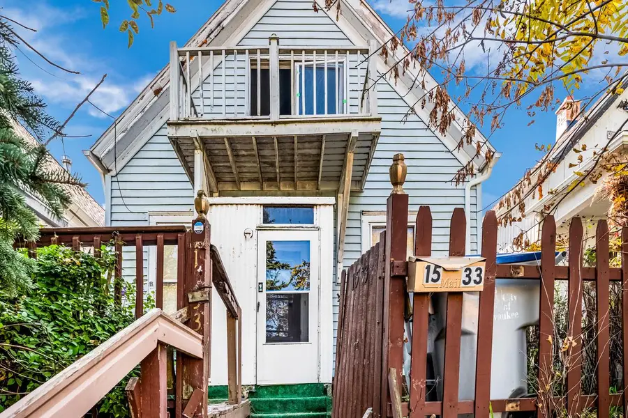 1533 E North AVENUE, Milwaukee, WI 53202 - #2