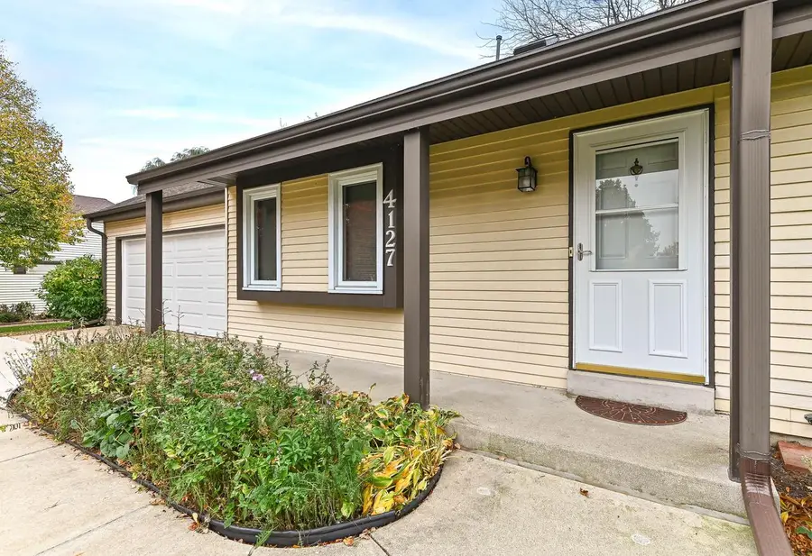 4127 W Southwood DRIVE, Franklin, WI 53132 - #2