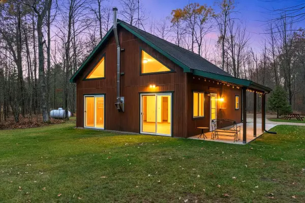 W13124 Balsam Lake ROAD, Crivitz, WI 54114