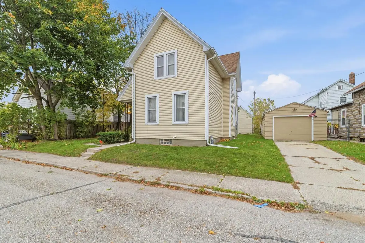 1624 Spruce COURT, Sheboygan, WI 53081 - #1