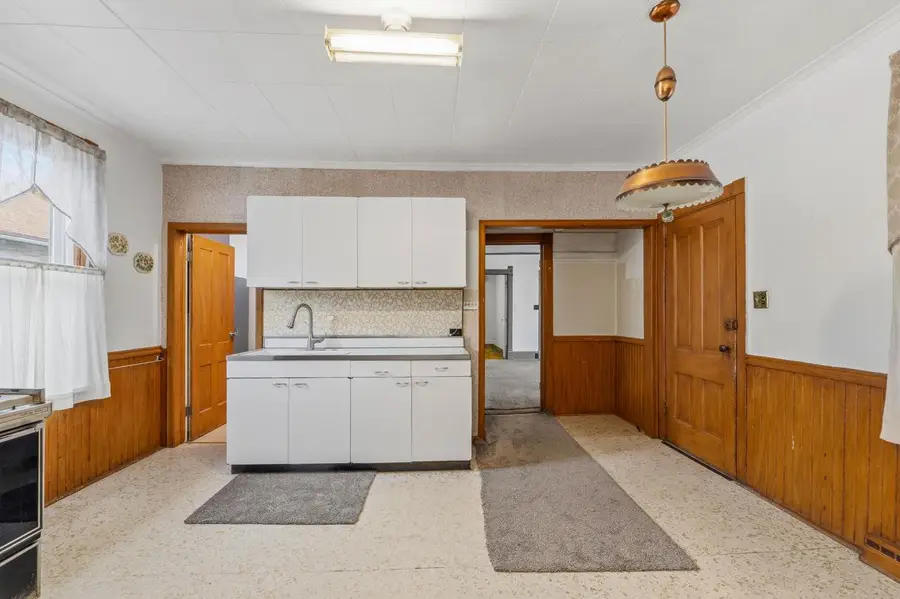 1624 Spruce COURT, Sheboygan, WI 53081 - #2