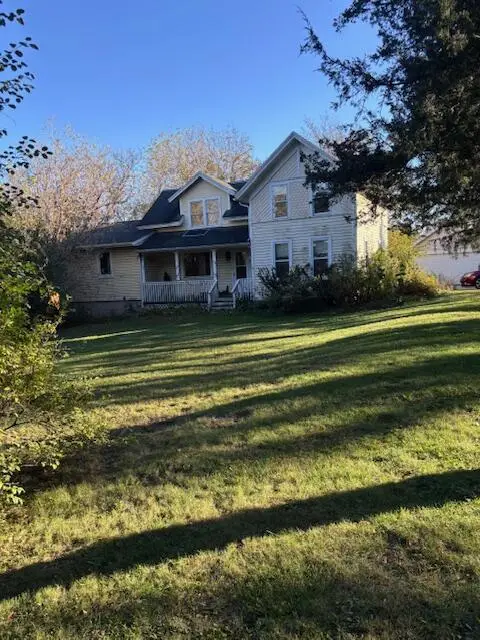 6273 County Road Q, Hartland, WI 53029 - #1
