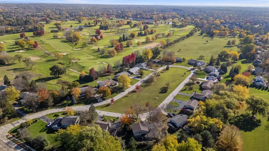 11145 N Riverland COURT, Mequon, WI 53092 - #2