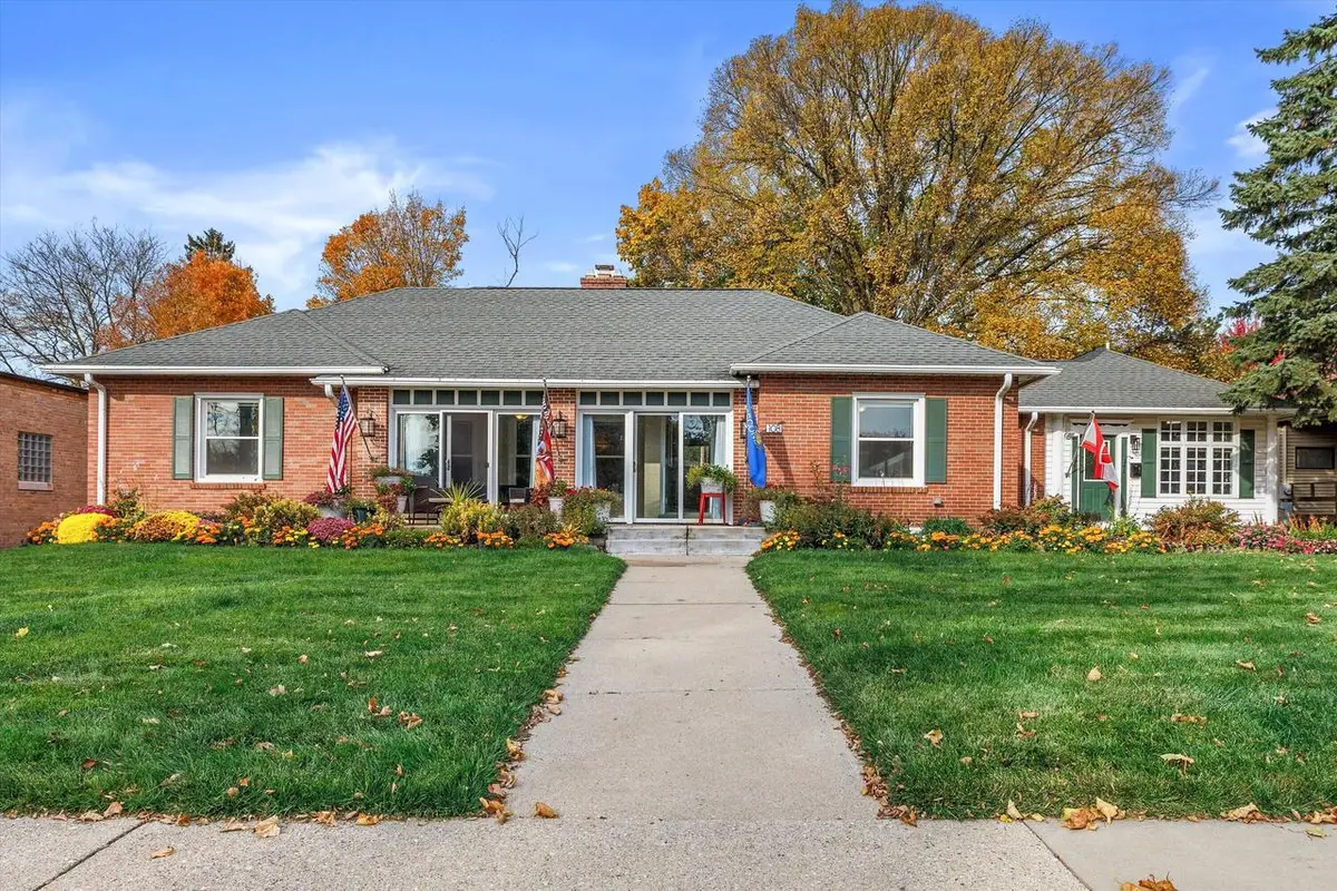 108 W Court STREET, Elkhorn, WI 53121 - #1