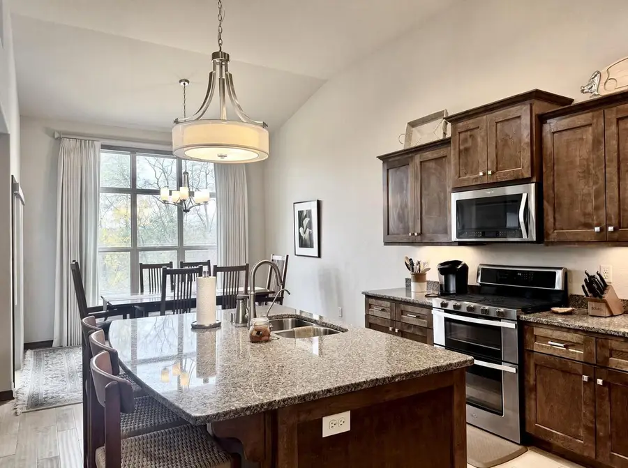 809 Conifer COURT, Waukesha, WI 53188 - #3