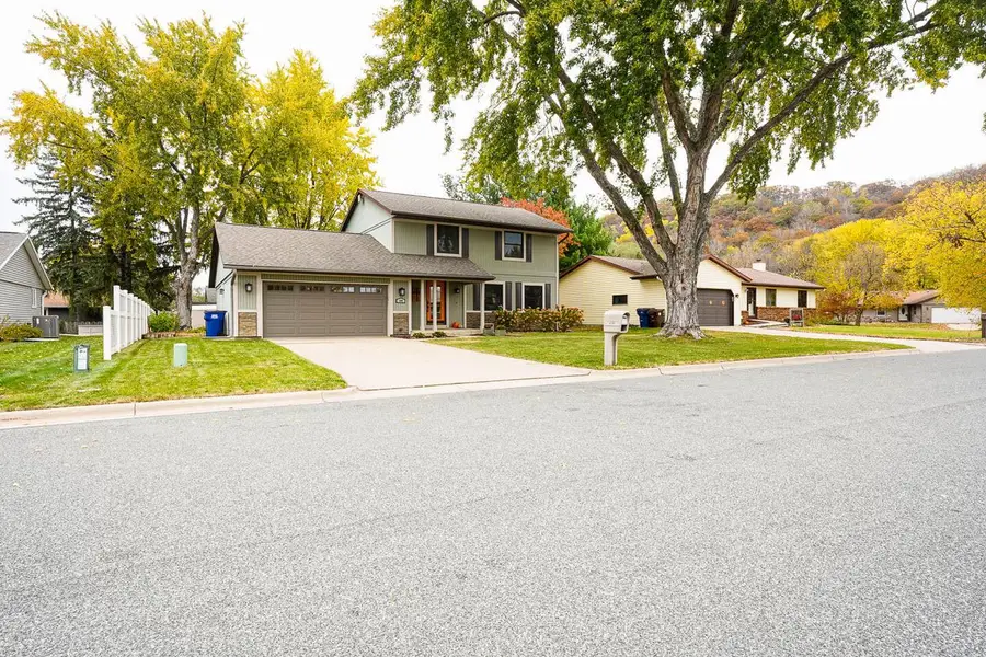 1305 Meadow LANE, Onalaska, WI 54650 - #3