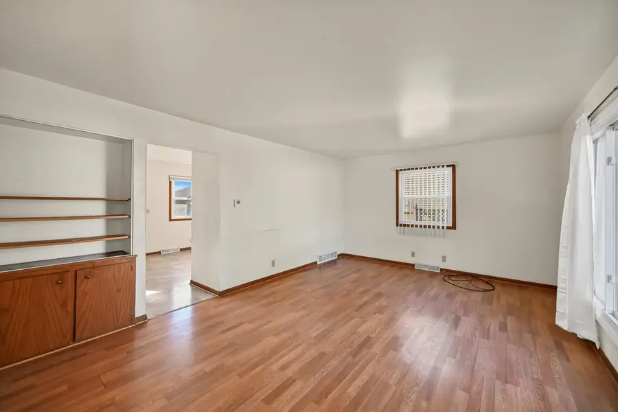 7221 W Brentwood AVENUE #7223, Milwaukee, WI 53223 - #3