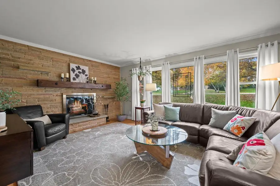 1935 Fairfax DRIVE, Elm Grove, WI 53122 - #3