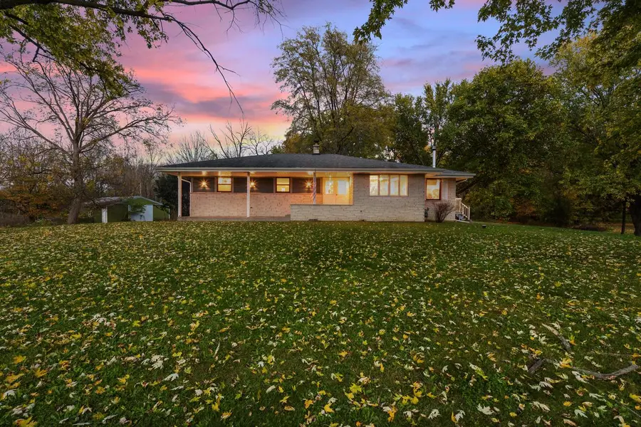 W244N4454 Swan ROAD, Pewaukee, WI 53072 - #2