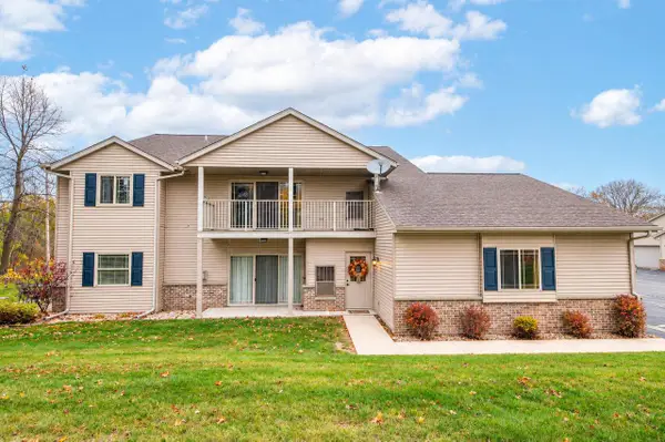 987 Spring COURT, West Bend, WI 53095