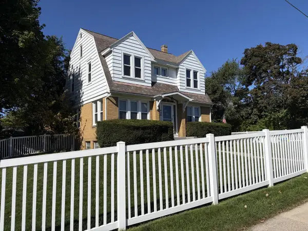 420 S Washington AVENUE, Waukesha, WI 53188