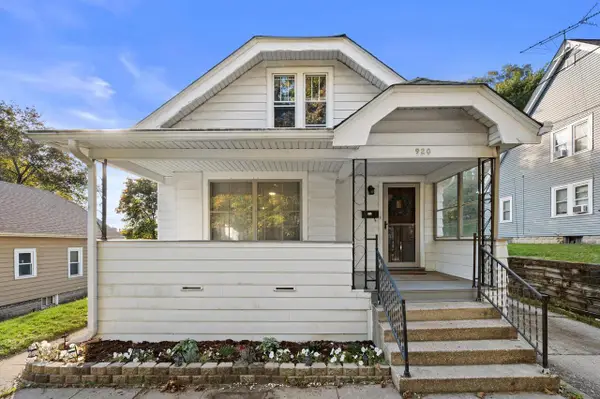 920 Aurora STREET, Waukesha, WI 53186