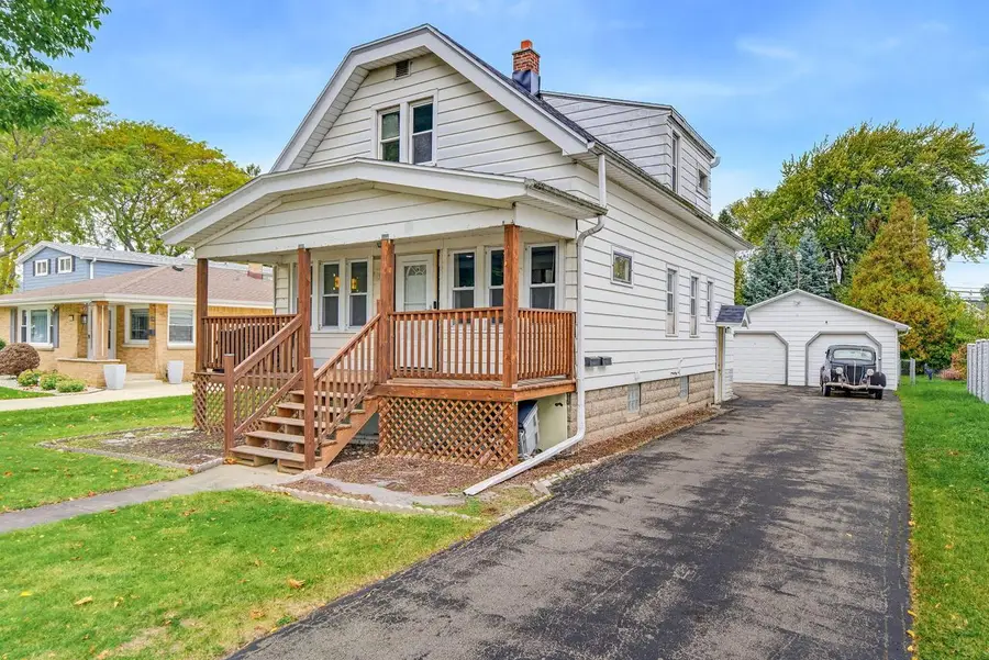 3660 E Iona TERRACE, Cudahy, WI 53110 - #3