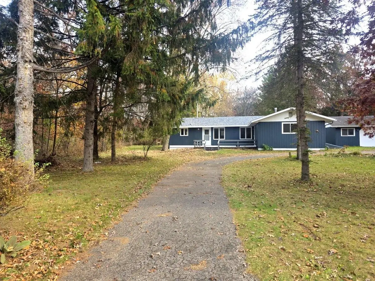2928 Oak AVENUE, Grand Marsh, WI 53936 - #1