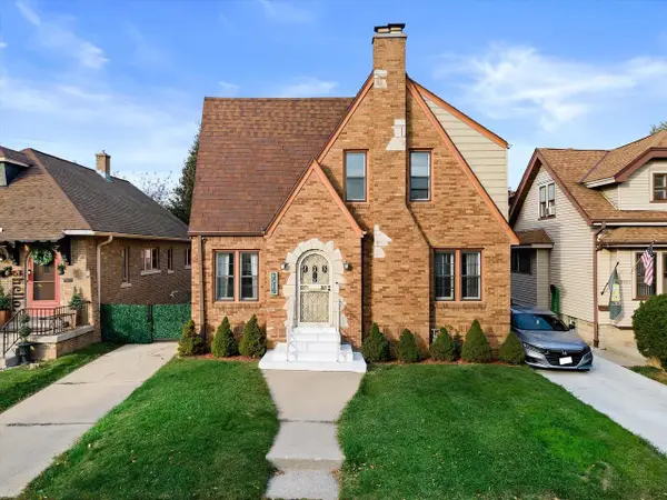 3019 N 55th STREET, Milwaukee, WI 53210