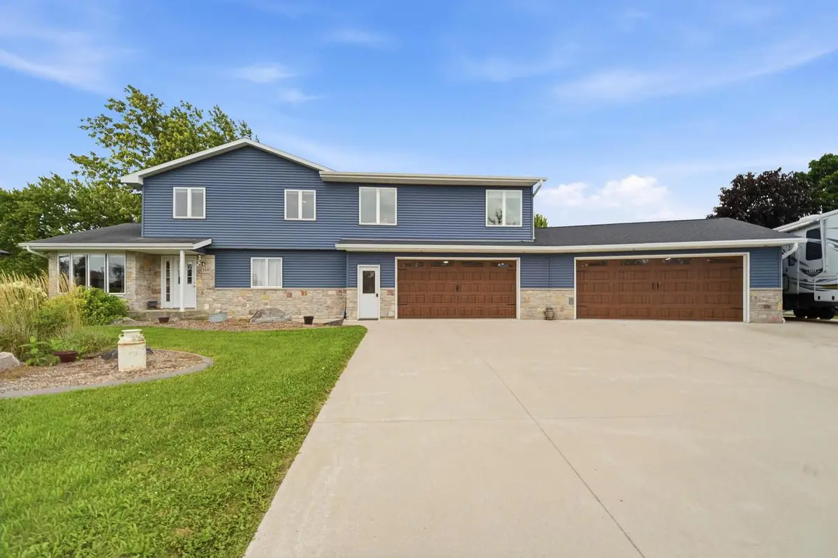 315 Frances AVENUE, Campbellsport, WI 53010 - #1