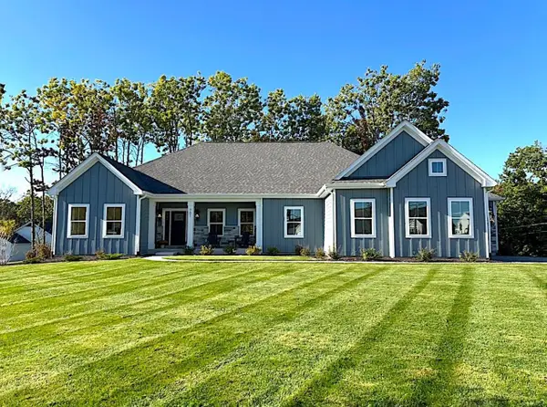 701 Wild Ridge DRIVE, Lake Geneva, WI 53147