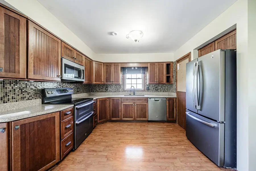 1102 Fairlane COURT, Waukesha, WI 53188 - #2