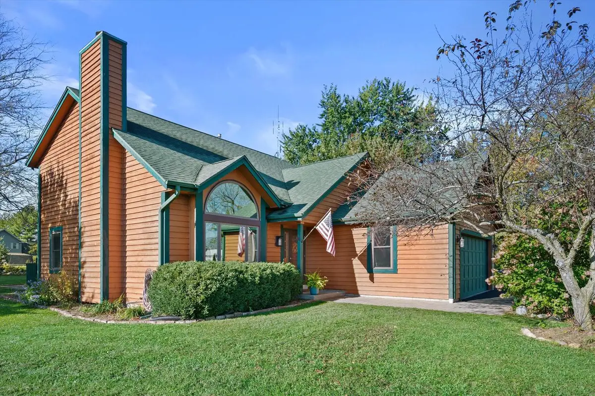 W7637 Hackett ROAD, Whitewater, WI 53190 - #1